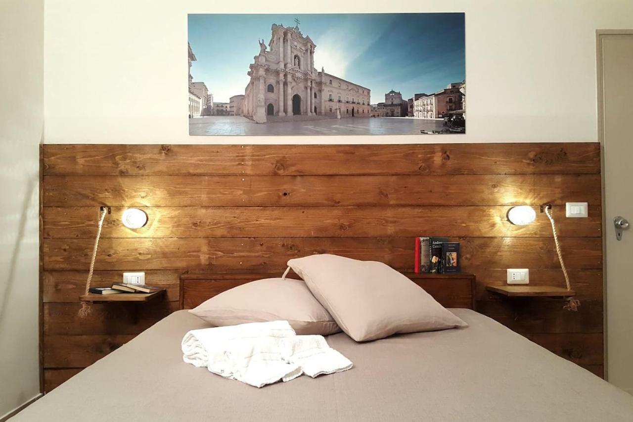 SyracuseApartments il mare di Ortigia Esterno foto